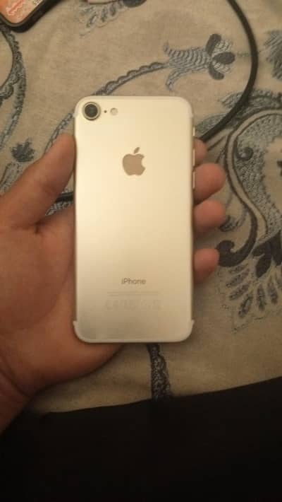 I phone 7 all ok factory unlock very responsible price 03360024350