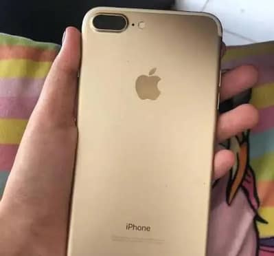 iphone 7 plus 128 GB my WhatsApp number 03 25 022 67 56