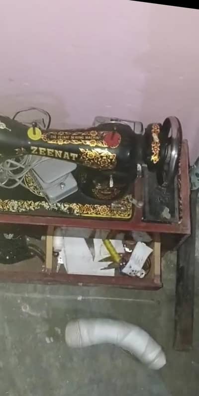 Sewing Machine Like New Condition