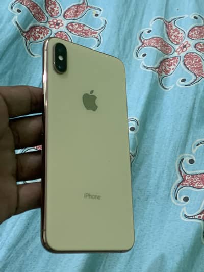 I phone XSmax 256 GB pta approved with box