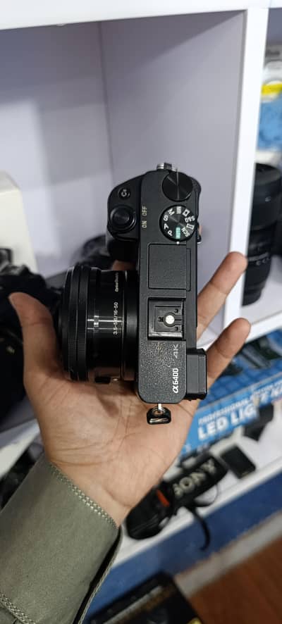 Sony a6400 with 16-50mm
