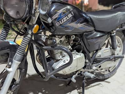 Suzuki GS 150 SE 2019