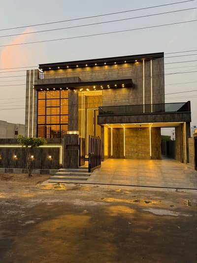 1 Kanal Brand New Ultra Modern House 6 Beds | Double Height Lobby | 50 Ft Road