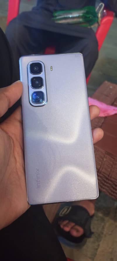 Complete box with charger