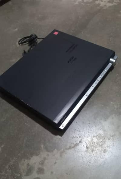 Sony 5.1 850 watt amplifier new condition