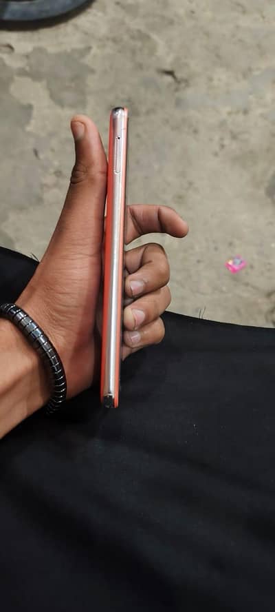 Aquous r2 non pta 64g