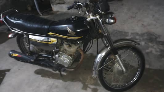 HONDA 125 BLACK SE