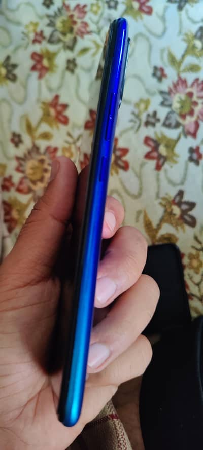 2/32 touch broken but works properly finger print OK ha