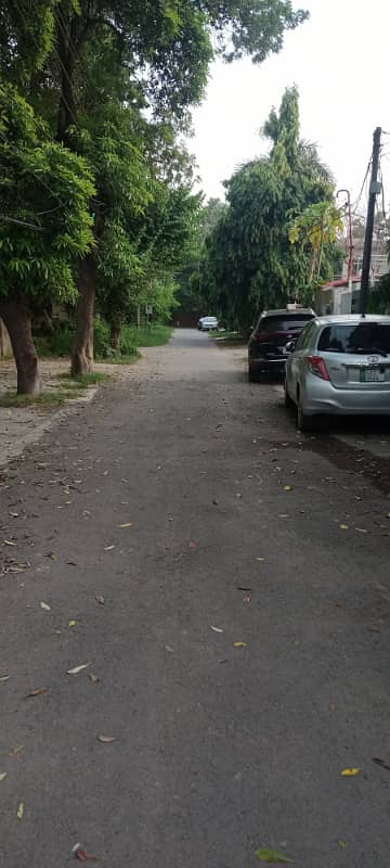 25 Marla Upper portion Available for rent in Cavalry Ground Beautiful Location