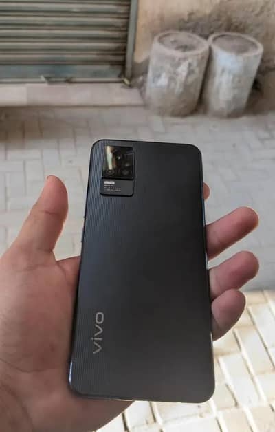Vivo v21e Urgent sell 10/10 condition complete box