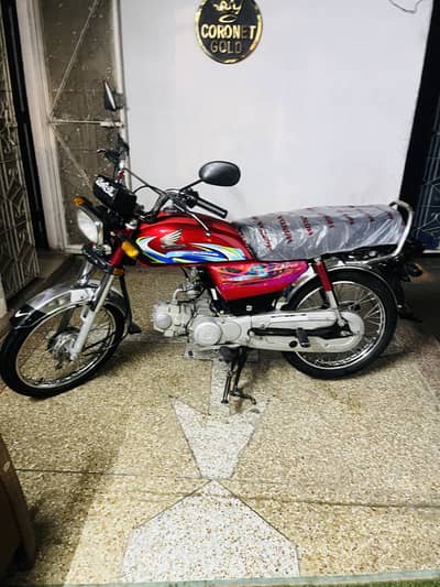 Honda CD 70. . 2024model . . Excellent condition. . engine pack