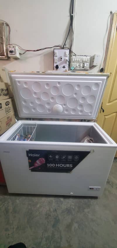 HAIER DEEP FREEZER