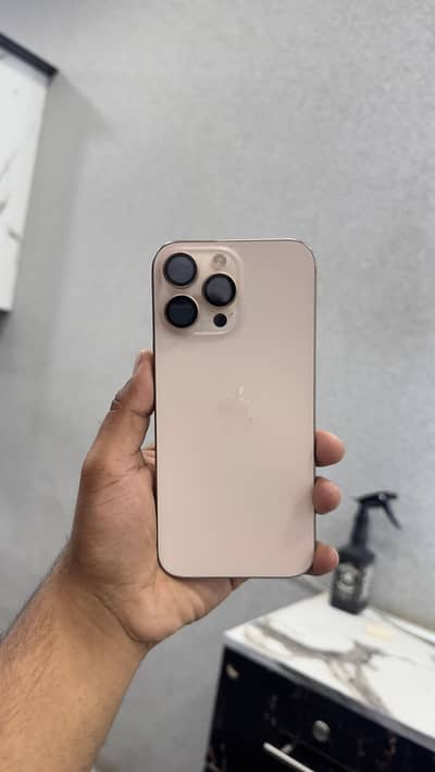 iPhone 16 Pro Max JV – 92% BH – Scratchless – Box & Cable