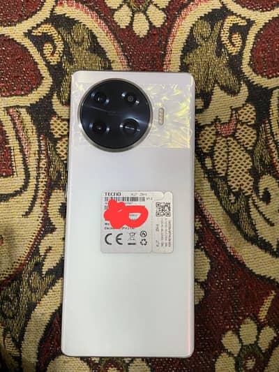 Tecno spark 20 pro plus