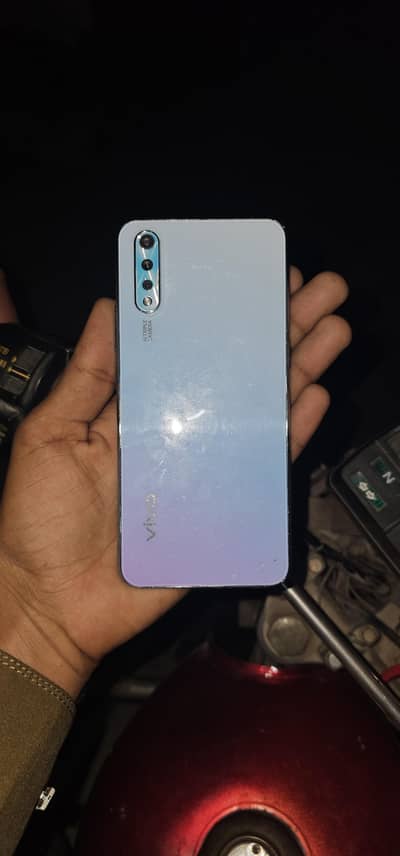 Vivo S1 8gb ram 256gb rom pta approved