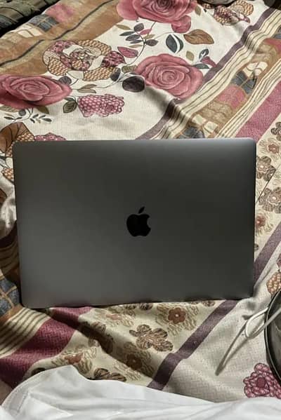 MacBook pro 2017