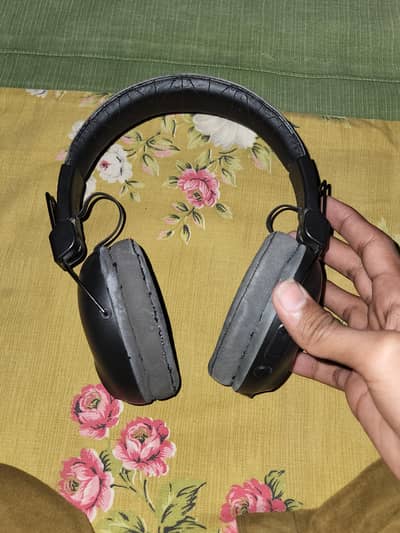 best headphones for music 100% USA American model JLAB STUDIO PRO