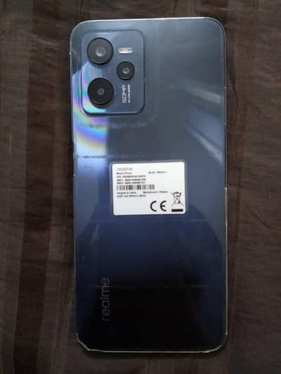 Realme C35