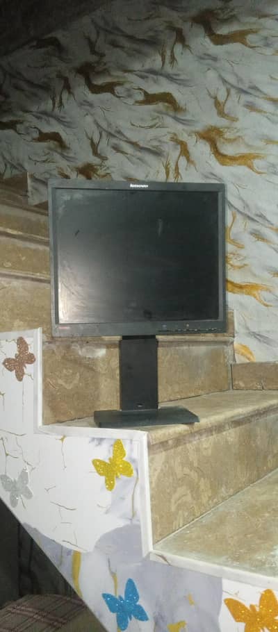 19 inch led monitor  working perfectly  two lines  best price