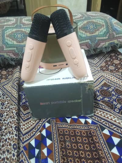 smart portable speaker 2 mics