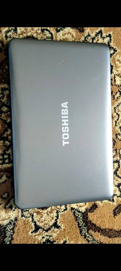 Toshiba satellite c850 i7 3rd generation 8gb/250gb