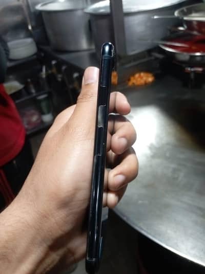 Iphone Se 3 generation (jv)(64gb) 92% health (10/10) IOS (26) update