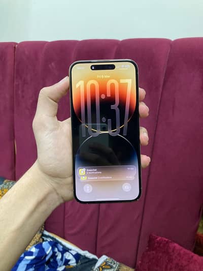 I phone 14 pro max factory unlock /4 month sim time