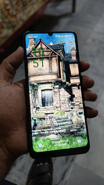 Realme Note 70 6gb ram 128gb room