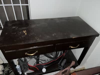 King size Wooden bed, 2 side tables, mattress 1 leather chair 1 cabine