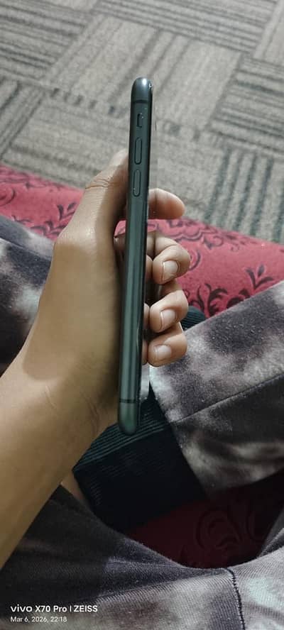 Iphone 11 jv 95health lush condition