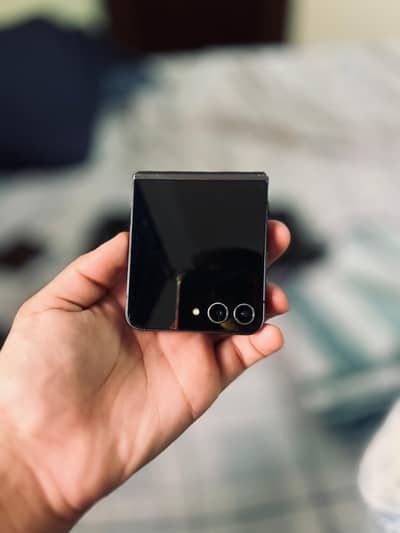 Samsung Z flip 5 12/512gb Special Edition EXCHANGE POSSIBLE