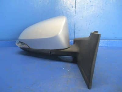 TOYOTA VITZ AUTO GENIUS ONE SIDE MIRROD AVAILABLE 10/10