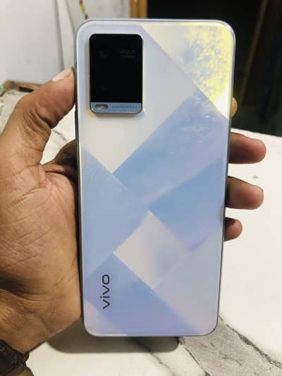 Vivo y21