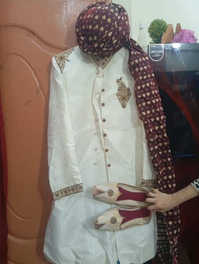 Serwani full dress cap and khussa argent sell  one time use only