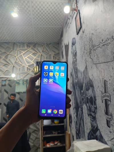 y11 all ok koi masla ni phone ma dual sim PTA