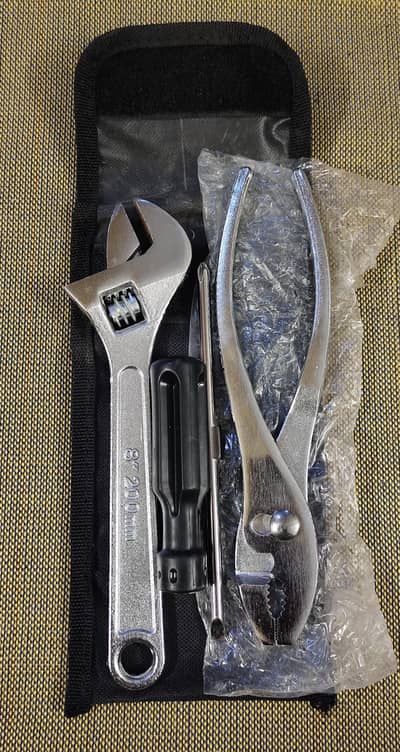 Compact 3-Piece Car Emergency Tool Kit - Must-Have for Every Trunk