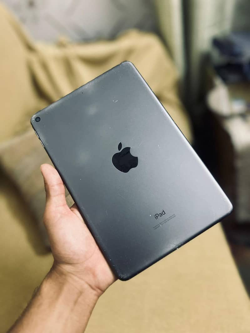 IPAD MINI 5 1