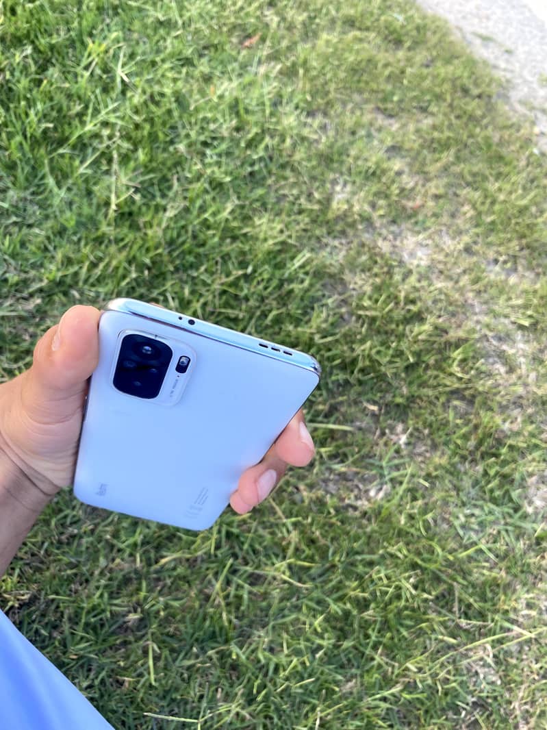 Redmi Not 10 AMOLED display 5