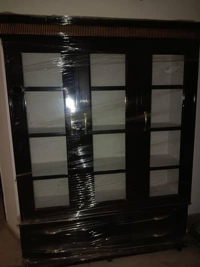 Crockery Showcase (Crockery Cabinet)