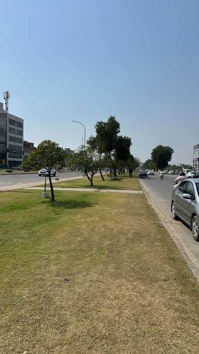 5 Marla Main Boulevard Commercial Plot for SALE in Lake City Lahore