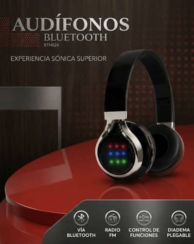 Headphones.   92+3428425517