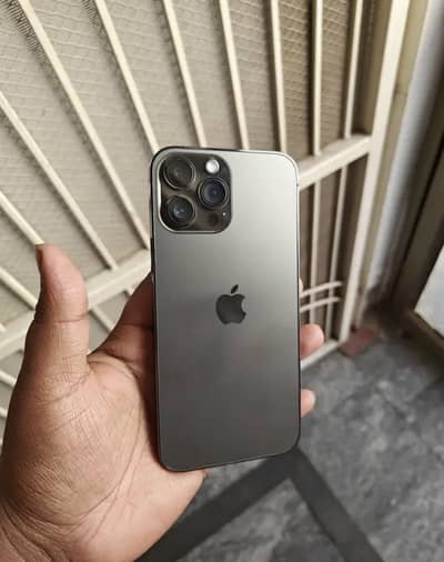 iphone 13 pro max. . . 256 gb. . watsapp. . 03707426320. . .