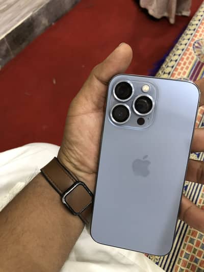 Water pack I phone 13 pro all ok