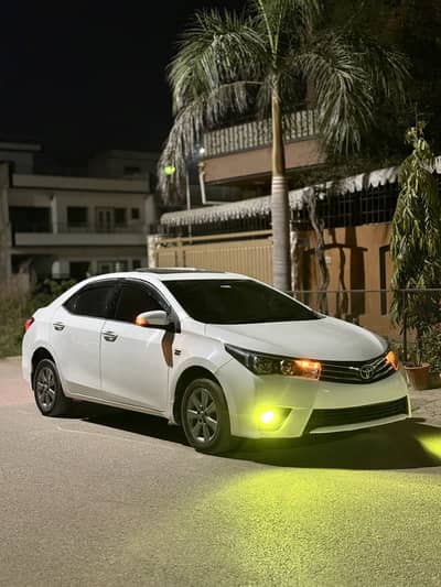 Toyota corolla  Altis Grande  1.8