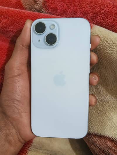 iPhone 15 White With Orignal Charger (Chance)