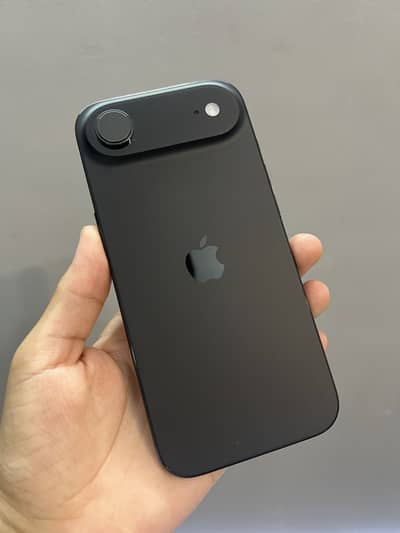 iPhone 17 Air (256GB)- factory unlocked