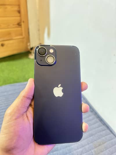 iphone 13 jv 128 10 by 10 condition water pack and air tiet .