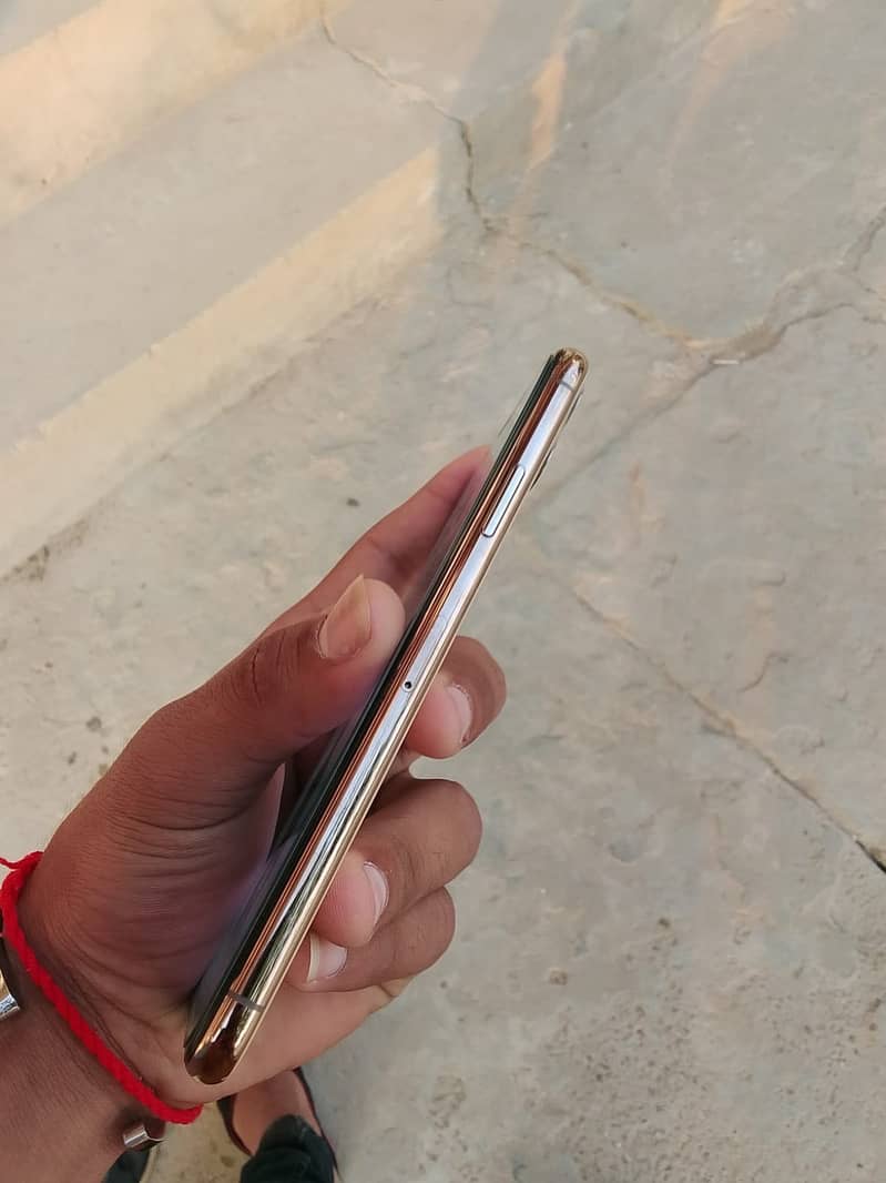 Back camera Ganda Thora 2