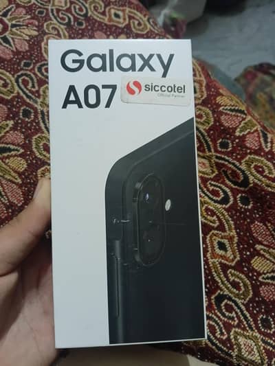 samsung A07 with box 6 / 128  used 2 month 1 year warranty