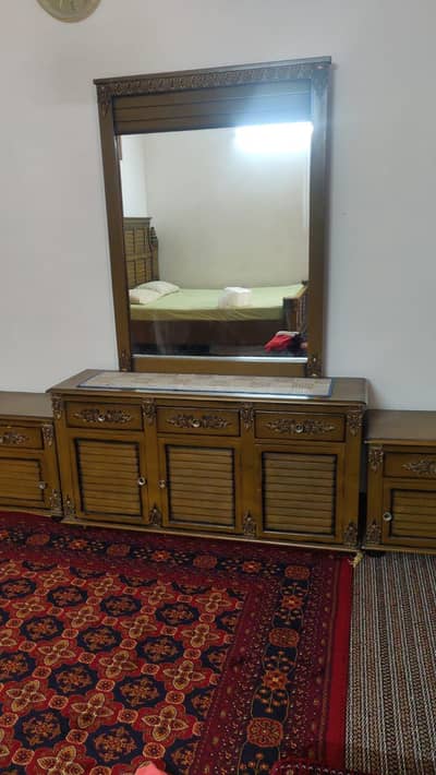 Dressing table for sale